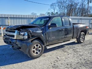 Chevrolet Silverado 1500 C1500 LT 5.3L 8 2013
