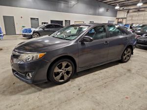 Toyota Camry SE 3.5L 6 2012