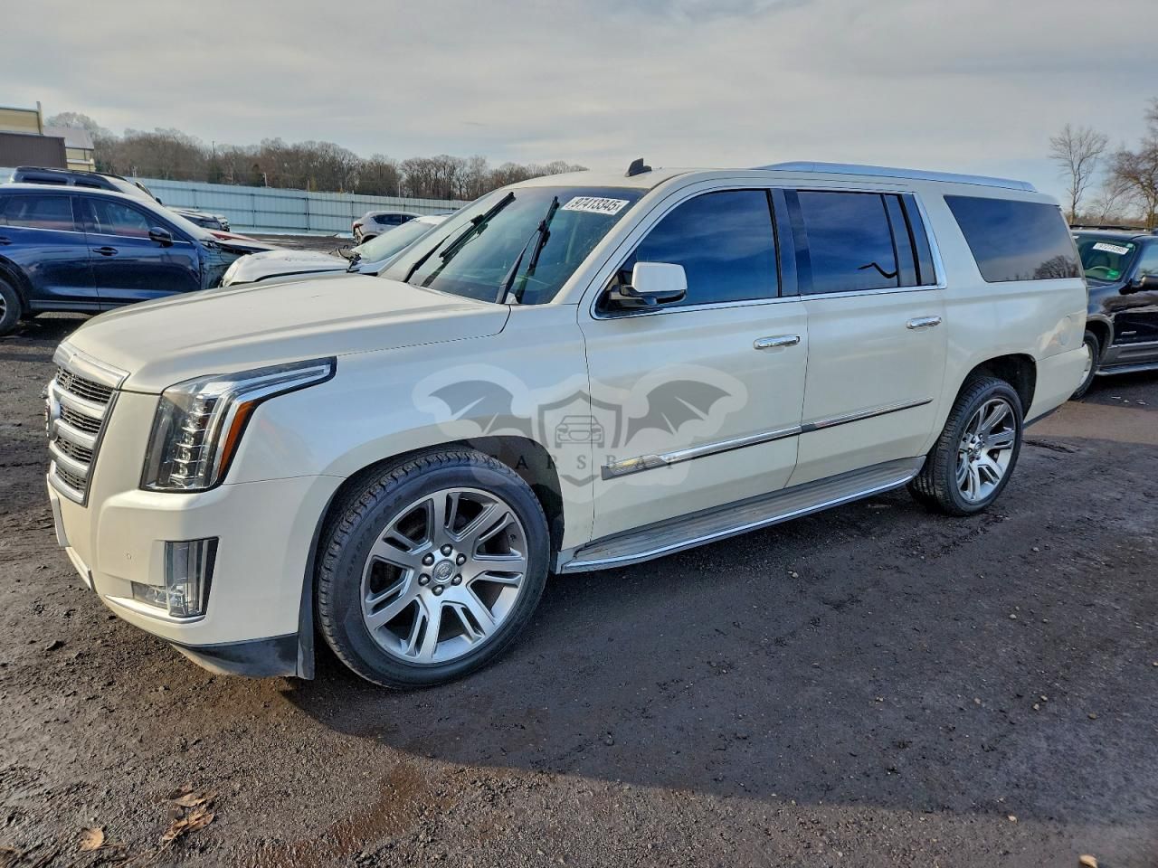 Cadillac Escalade ESV LUXURY 6.2L 8 2015