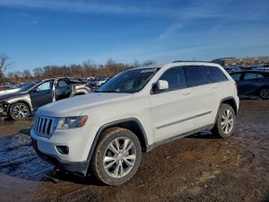 Jeep Grand Cherokee LAREDO 3.6L 6 2013