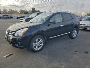 Nissan Rogue S 2.5L 4 2012