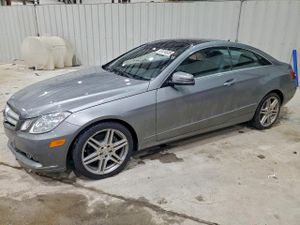 Mercedes-Benz E 350 3.5L 6 2011