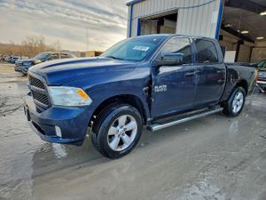 RAM 1500 ST 5.7L 8 2013