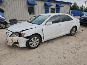 Toyota Camry BASE 2.5L 4 2011