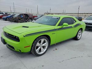 Dodge Challenger SXT PLUS 5.7L 8 2015