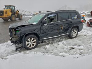 Toyota Highlander BASE 3.5L 6 2012