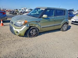 Kia Soul 1.6L 4 2013