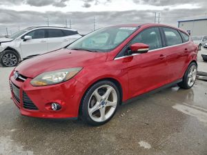 Ford Focus TITANIUM 2.0L 4 2012