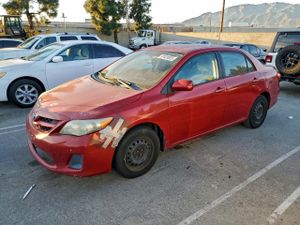 Toyota Corolla BASE 1.8L 4 2011