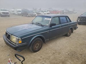 Volvo 244 DL 2.3L 4 1988