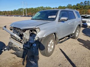 Toyota 4Runner SR5 4.0L 6 2015