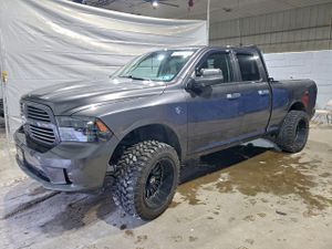 RAM 1500 ST 5.7L 8 2014