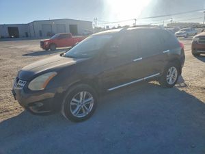 Nissan Rogue S 2.5L 4 2012