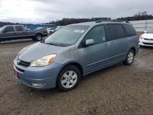 Toyota Sienna XLE 3.3L 6 2004