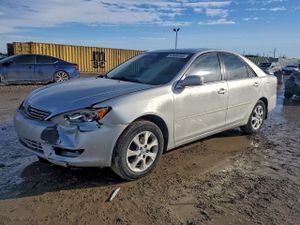 Toyota Camry LE 3.0L 6 2005