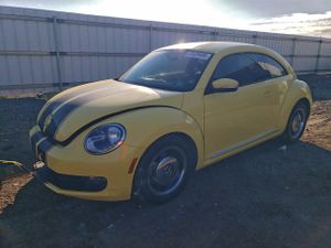 Volkswagen Beetle 2.5L 5 2012
