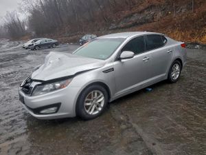 Kia Optima LX 2.4L 4 2012