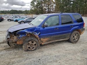 Ford Escape XLS 2.3L 4 2005