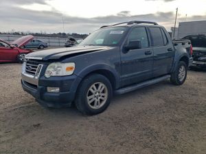 Ford Explorer XLT 4.0L 6 2010