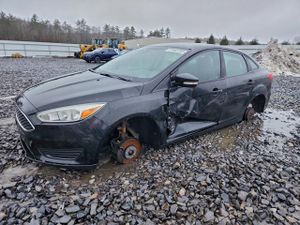 Ford Focus SE 2.0L 4 2015