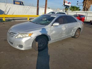 Toyota Camry BASE 2.5L 4 2010