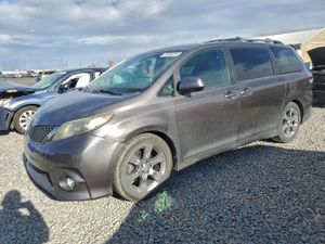 Toyota Sienna SPORT 3.5L 6 2011