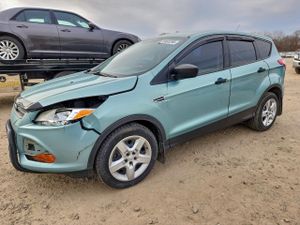 Ford Escape S 2.5L 4 2013