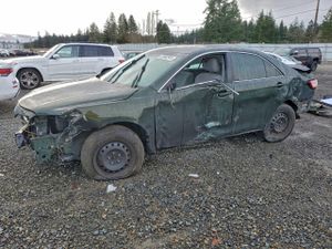 Toyota Camry BASE 2.5L 4 2011