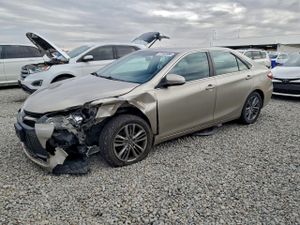 Toyota Camry LE 2.5L 4 2015