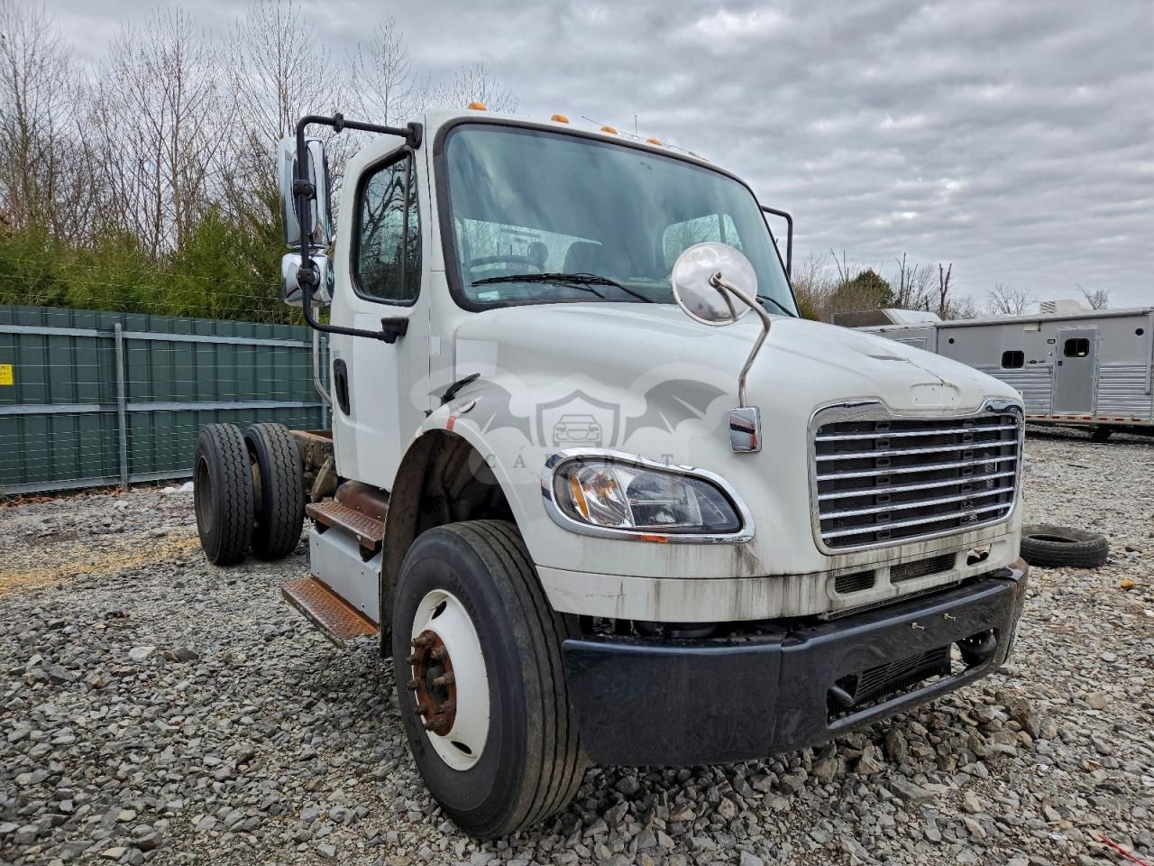 Freightliner Business Class M2 106 MEDIUM DUTY 8.3L 6 2013