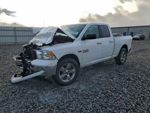 RAM 1500 SLT 5.7L 8 2015
