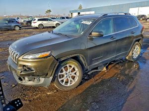 Jeep Cherokee LATITUDE 2.4L 4 2015