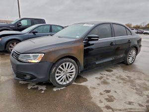 Volkswagen Jetta SEL 1.8L 4 2014