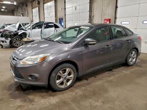 Ford Focus SE 2.0L 4 2014
