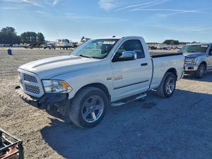 RAM 1500 ST 5.7L 8 2014