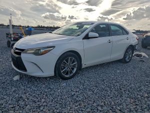 Toyota Camry LE 2.5L 4 2015