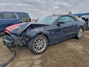 Ford Mustang 3.7L 6 2014