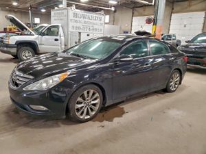 Hyundai Sonata SE 2.0L 4 2013