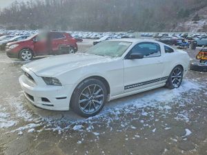 Ford Mustang 3.7L 6 2013
