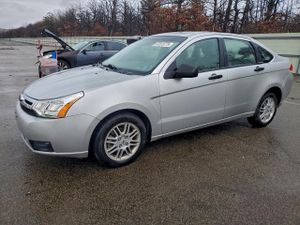 Ford Focus SE 2.0L 4 2010