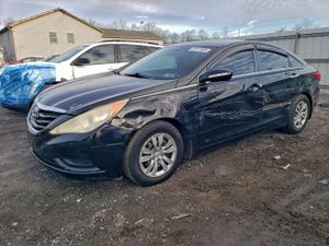 Hyundai Sonata GLS 2.4L 4 2013
