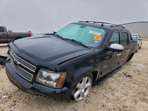 Chevrolet Avalanche LT 5.3L 8 2013