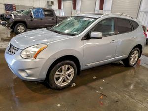 Nissan Rogue S 2.5L 4 2012