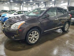 Nissan Rogue S 2.5L 4 2013