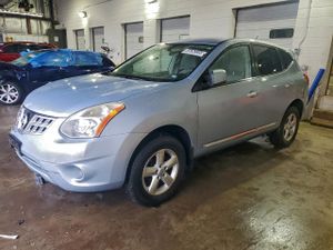 Nissan Rogue S 2.5L 4 2013