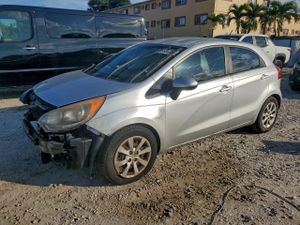 Kia Rio LX 1.6L 4 2014