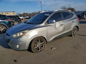 Hyundai Tucson LIMITED 2.4L 4 2015