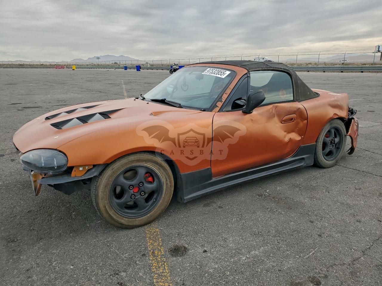Mazda MX-5 (Miata) BASE 1.8L 4 2000