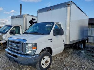 Ford Econoline E350 SUPER DUTY CUTAWAY VAN 5.4L 8 2015