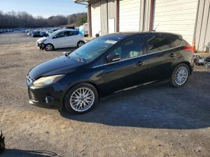 Ford Focus TITANIUM 2.0L 4 2014